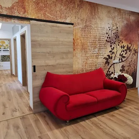 Historischer Gutshof, Bogensportzentrum Kremstal * Nussbach