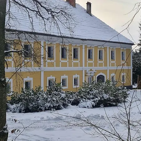 Apartmán Historischer Gutshof, Bogensportzentrum Kremstal
