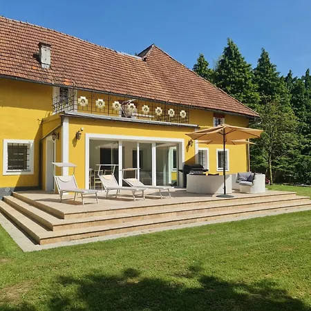 Historischer Gutshof, Bogensportzentrum Kremstal Nussbach