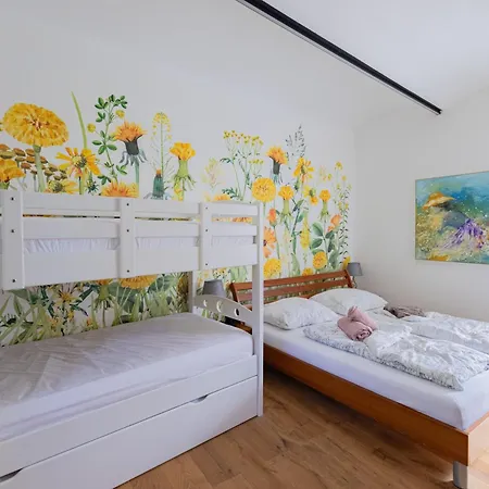 Historischer Gutshof, Bogensportzentrum Kremstal Apartmán *