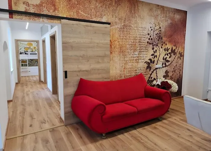 Historischer Gutshof, Bogensportzentrum Kremstal * Nussbach