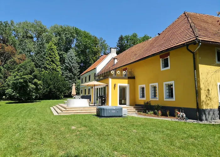 Historischer Gutshof, Bogensportzentrum Kremstal Διαμέρισμα Nussbach